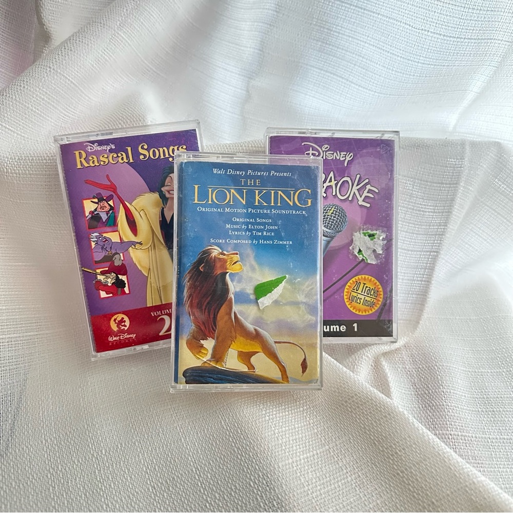 Disney Cassettes bundle lot lion king karaoke volume 1 2 rascal songs cassette